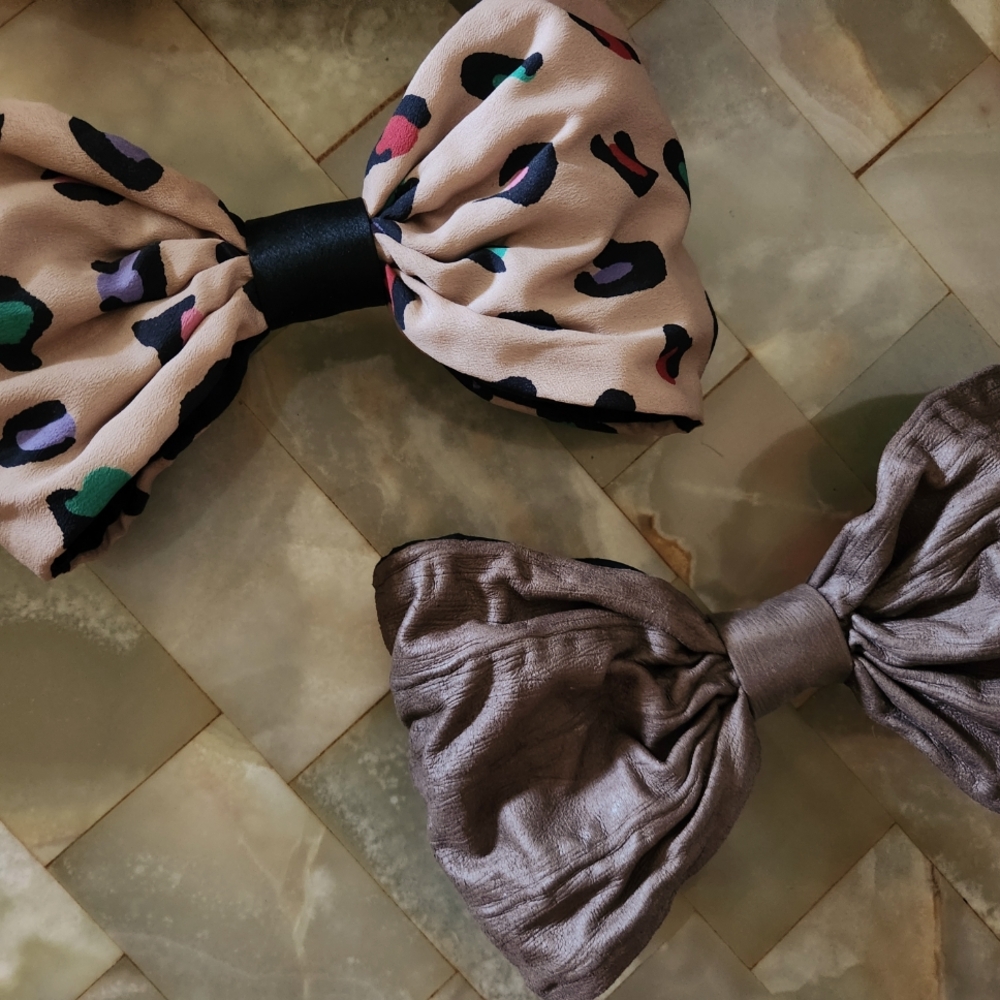 Jumbo Leopard Print Bow Hair Pin